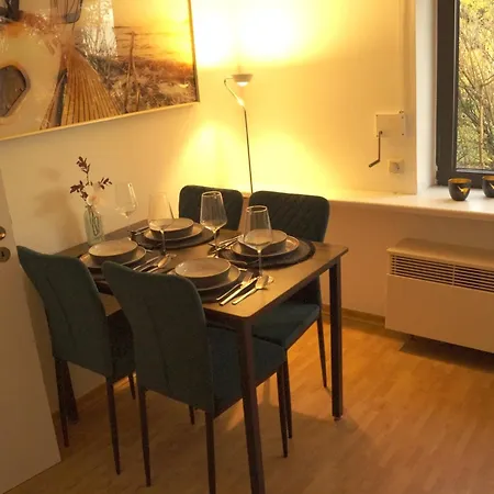 Gesamte In Lägenhet